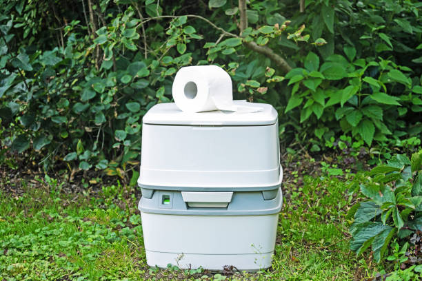 Best Portable toilet rental cost  in Croswell, MI
